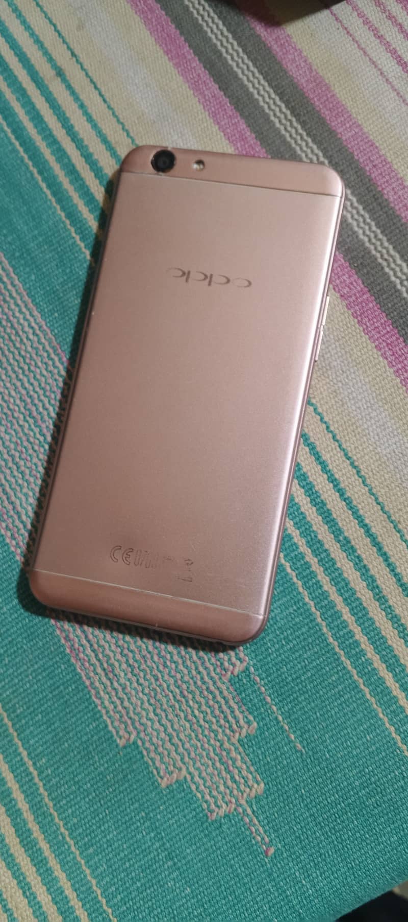 Oppo F1s urgent sale 7