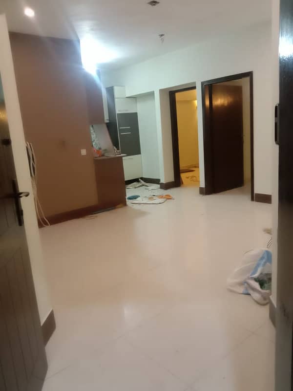 Apartment For Rent 3 Bedroom With Attached Bathroom Drawing Dining Room TV lounge Kitchen 4th Floor Ittehad Commercial 5