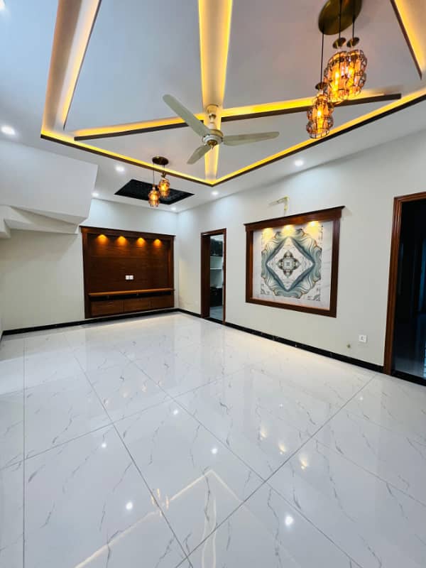 Brand New 10 Marla House For rent In G-13/3 Islamabad 5