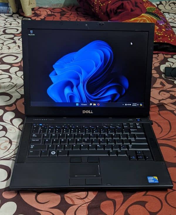 Dell 1st generation laptop 0