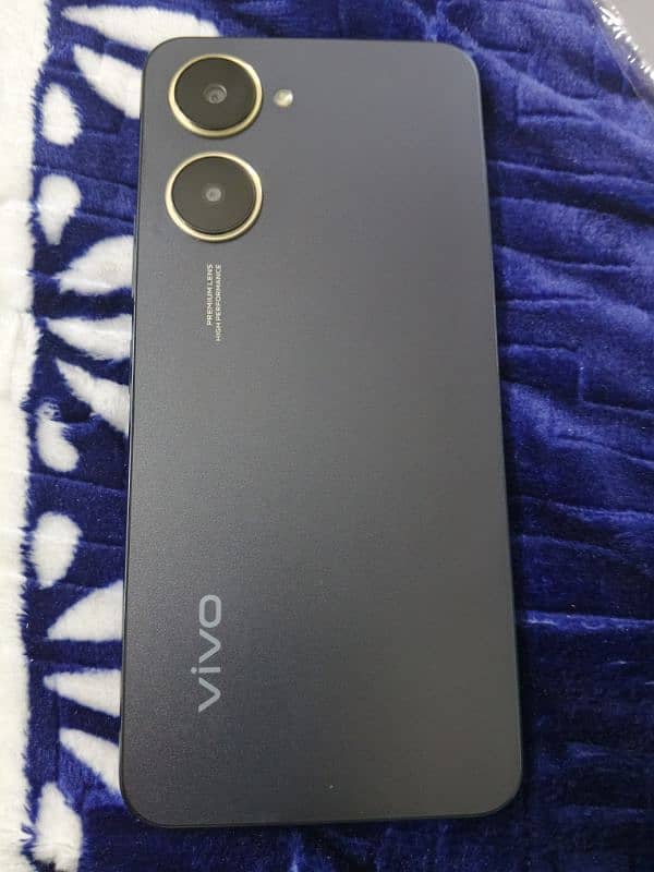 vivo y03 2