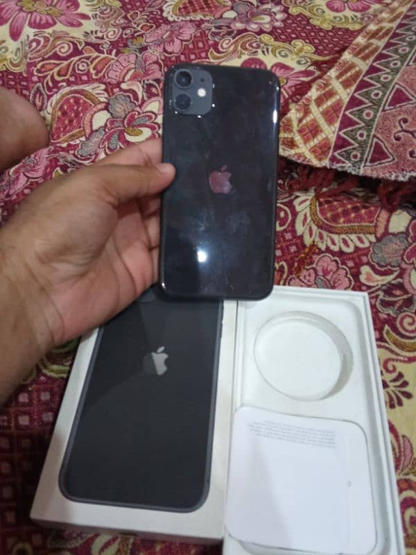 iphone 11 64 gb 96 health all ok 10 by 10 condition 3