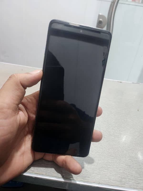 Tecno Camon 20 8+8gb 256GB 4