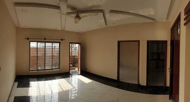 10 MARLA PORTION FOR RENT IN SOAN GARDEN 1