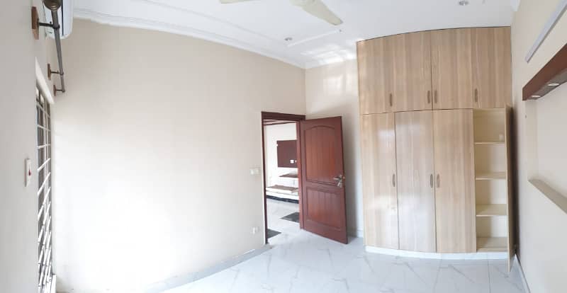 10 MARLA PORTION FOR RENT IN SOAN GARDEN 5