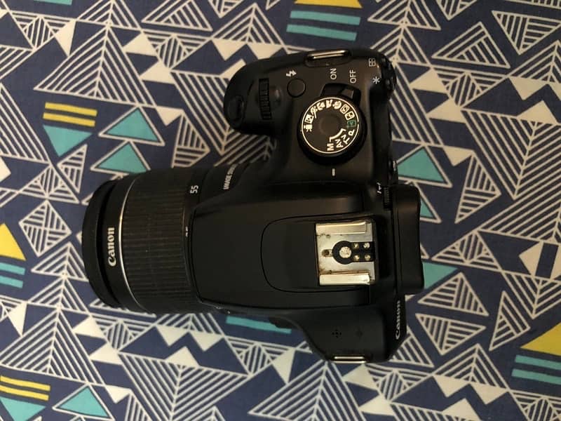 DSLR E1200D in prestine condition 3