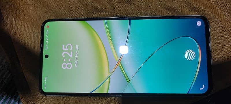 vivo y100v8,8,,256,gb/10-10candichion varnti  full box 5