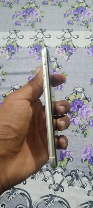 good condition I phone 11 1