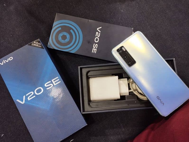 Vivo v20 SE urgent sale 6