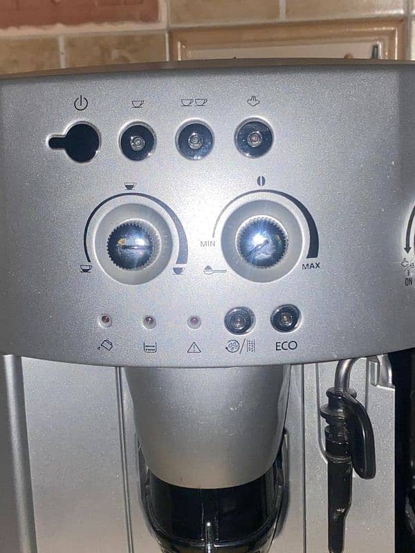 Coffee maker machine 2