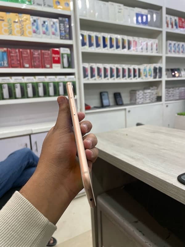 iphone 8 plus pta 3