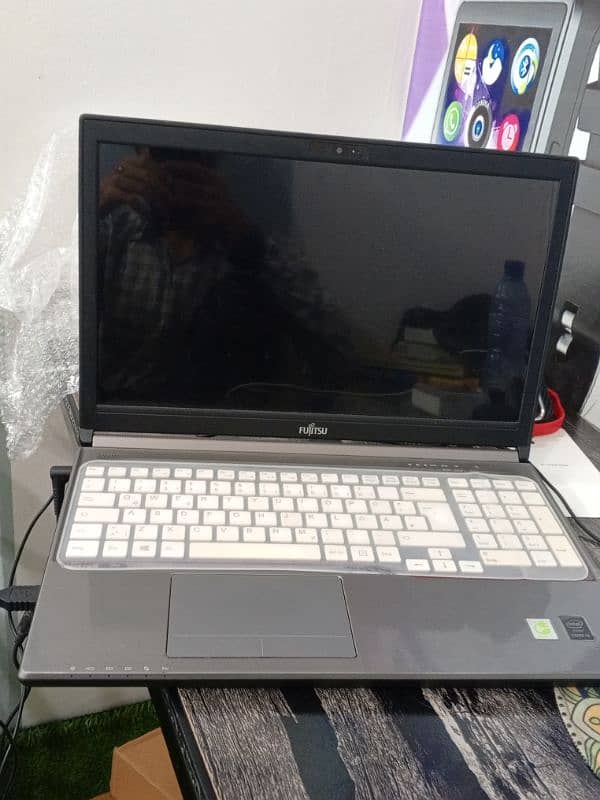 Fujitsu machine 8gb ram 500hhd available for discounted prices 1