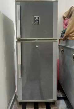 Dawlance Fridge for Sale 10 cubic Model 9122M 0