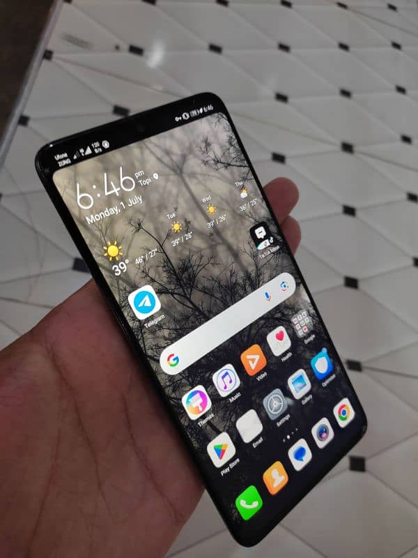 Huawei Mate 20 8