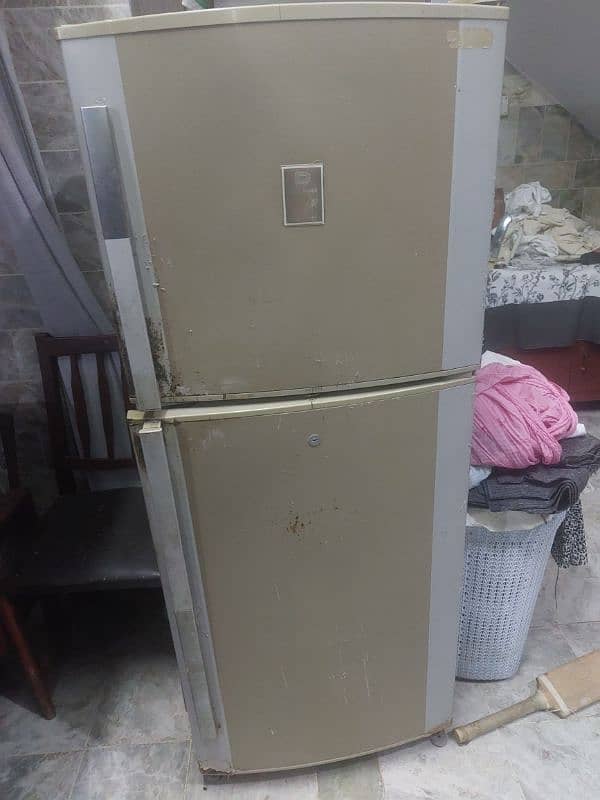 good condition fridge. 3