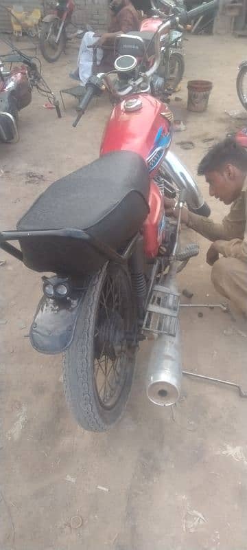 Honda 125. urgent for sale 2