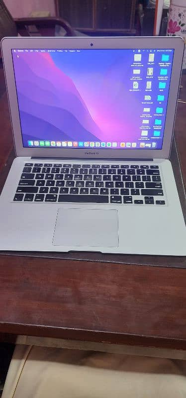 Apple MacBook Air 2017 Good condition 8/128 0