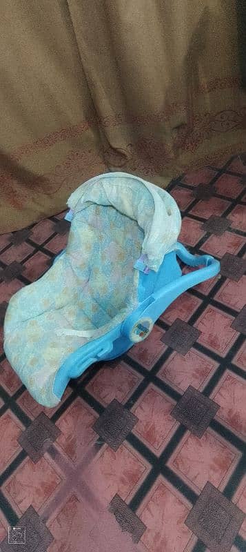 baby cot for sale good condition 3