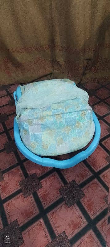 baby cot for sale good condition 8