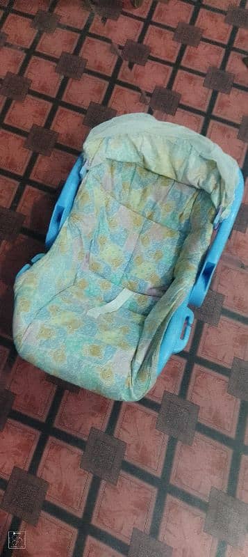 baby cot for sale good condition 9