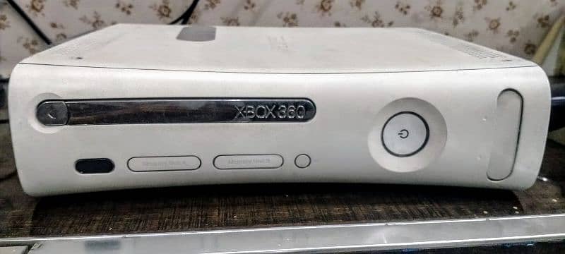 XBOX 360 FOR SALE 3