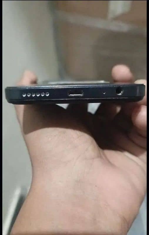 Infinix smart 7 HD 4(2+2) 64 neat & clean03363808767 3