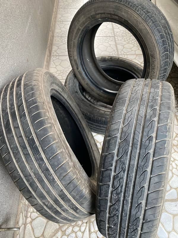 Tyre for sale tyre profile 185/65/15 3