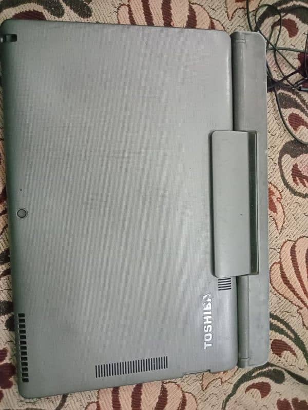 Toshiba  tablet laptop core i5 4th generation, laptop for sale 1