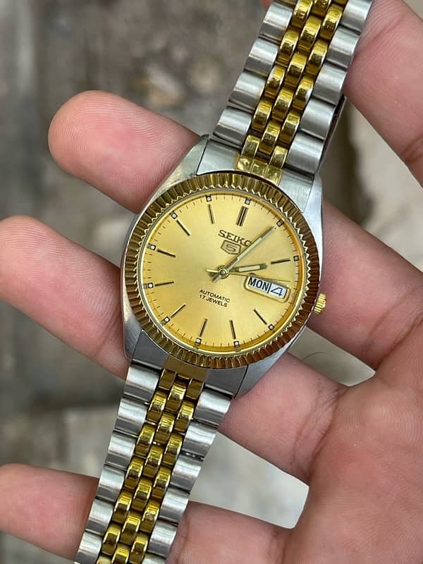 Seiko 5 Golden Dial 1