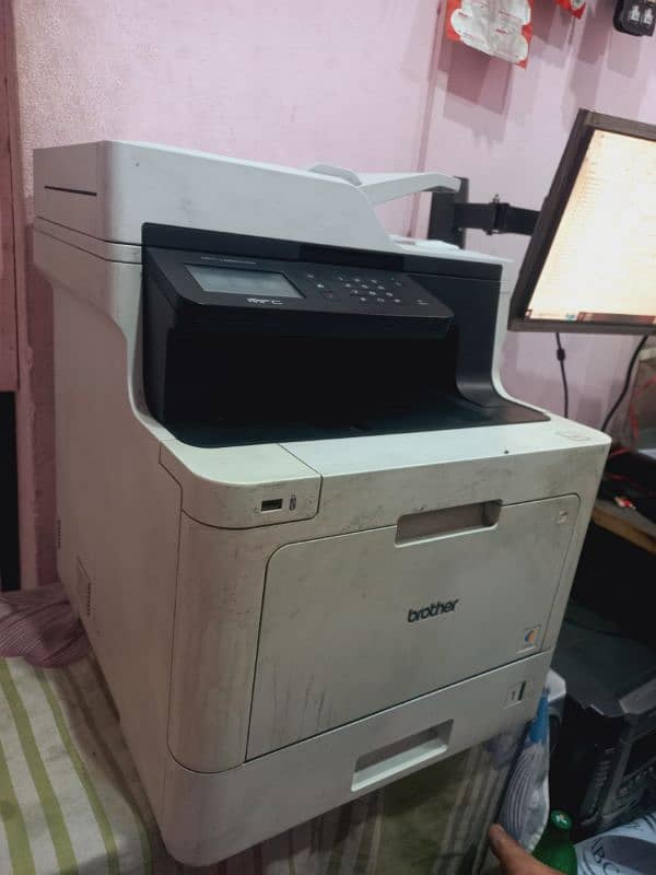 Brother MFC -L8690CDW Color Laser Printer 2