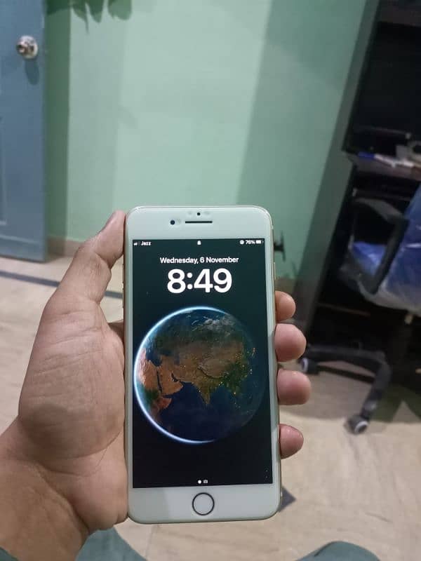 I Phone 8 Plus (256GB PTA Approved) 5