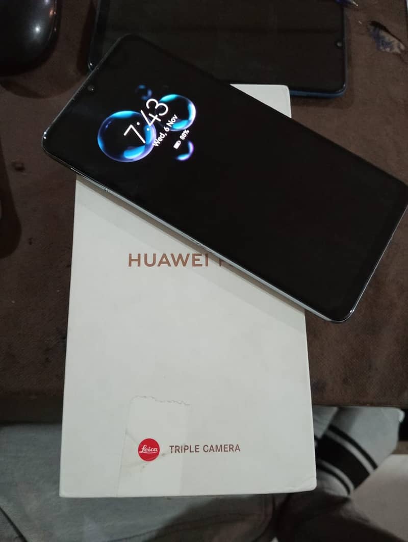 Huawei p30 8/128 0