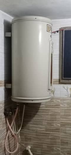 water gyser urgent sale