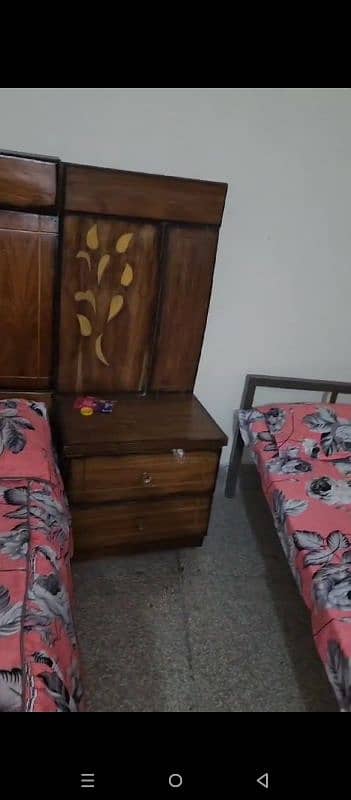 wooden Double bed for sale 2