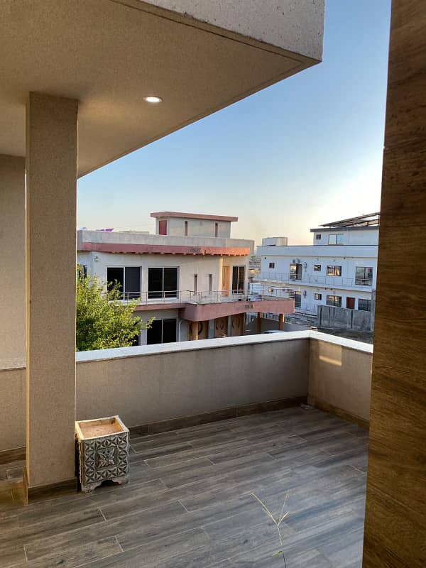 Brand New fully furnished kanal house for rent in phase 5 bahria town Rawalpindi 3