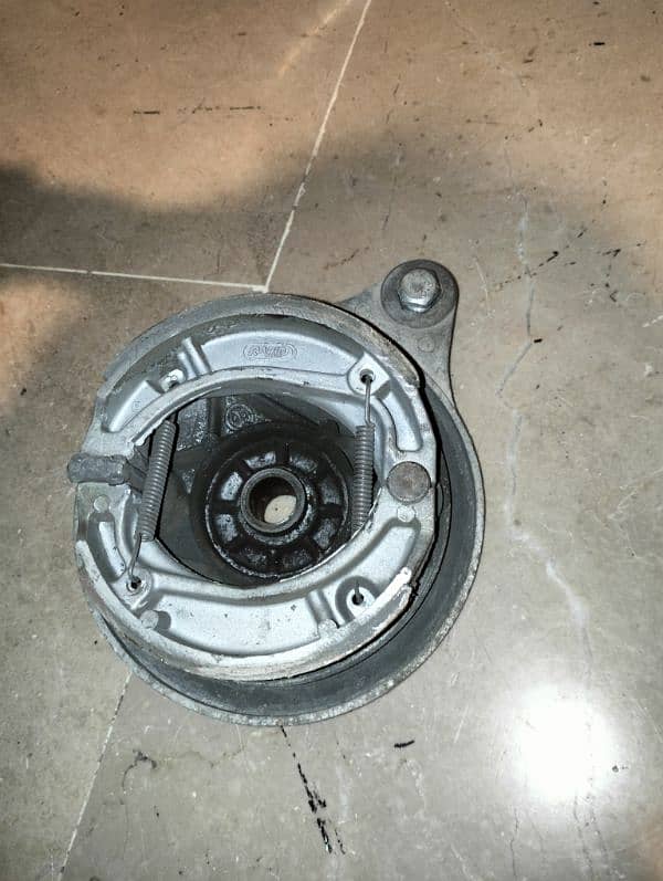 cg 125 1998 model Rim hub spoke brake plate 9