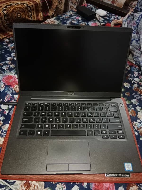 Dell Latitude 7400 Laptop - Core i5 8th Gen 6