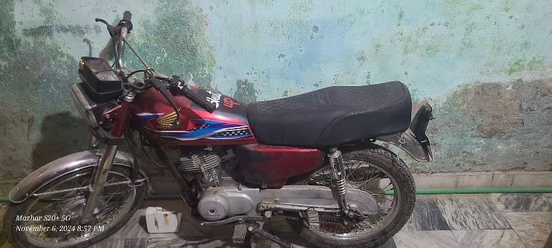 Honda 125 Double samaan 0