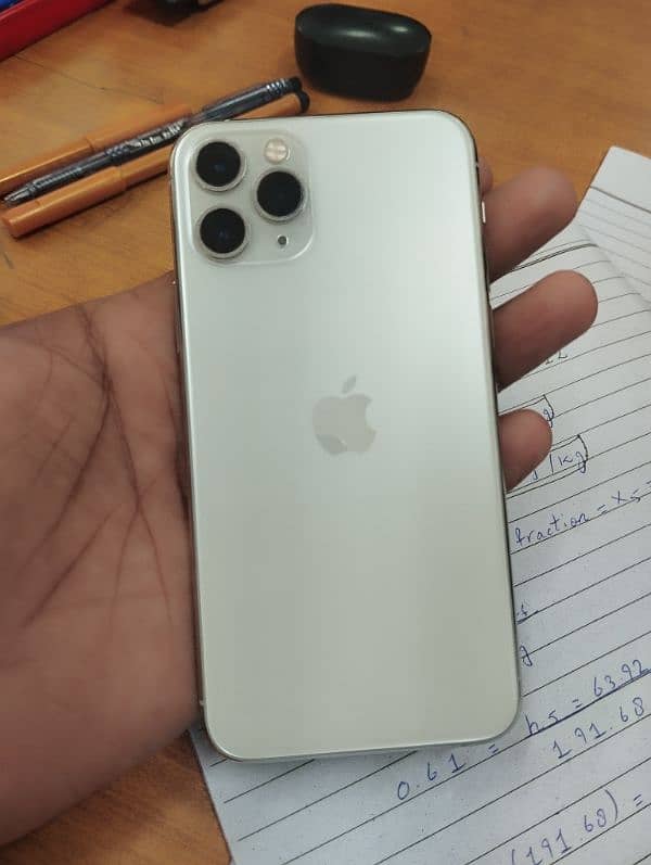 iPhone 11 pro (PTA Approved) 3