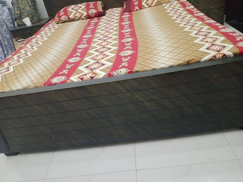 King size Double Bed for sale 2