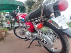 Honda 125 for sale 03004088701 Wtsap