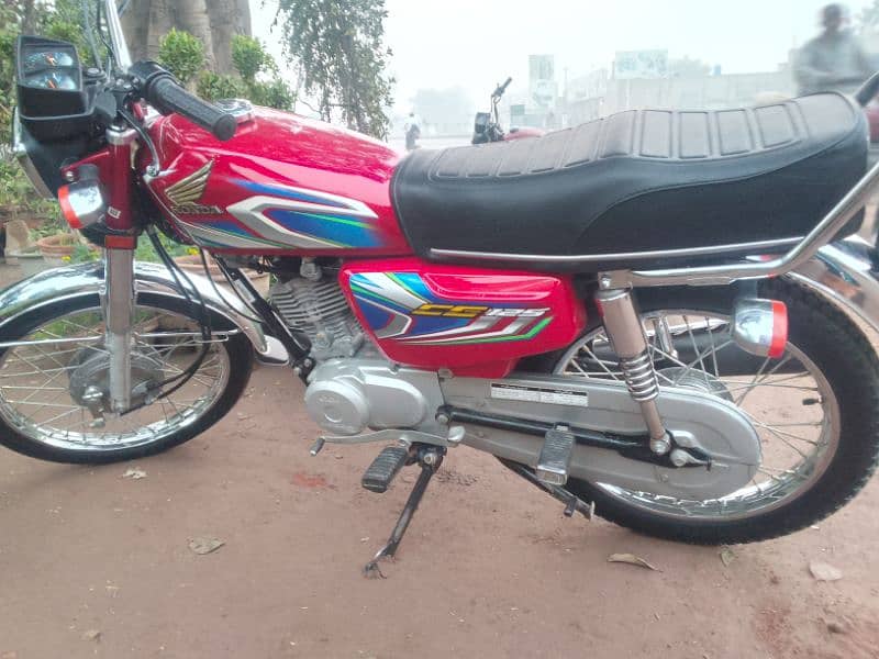 Honda 125 for sale 03004088701 Wtsap 10