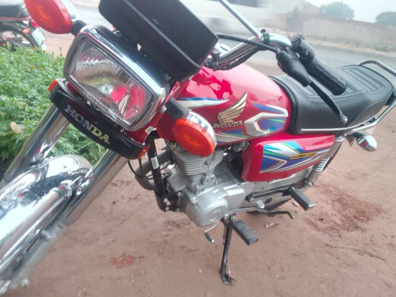 Honda 125 for sale 03004088701 Wtsap 12