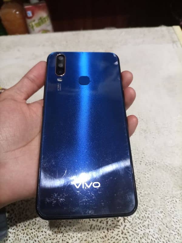 vivo Y17 3