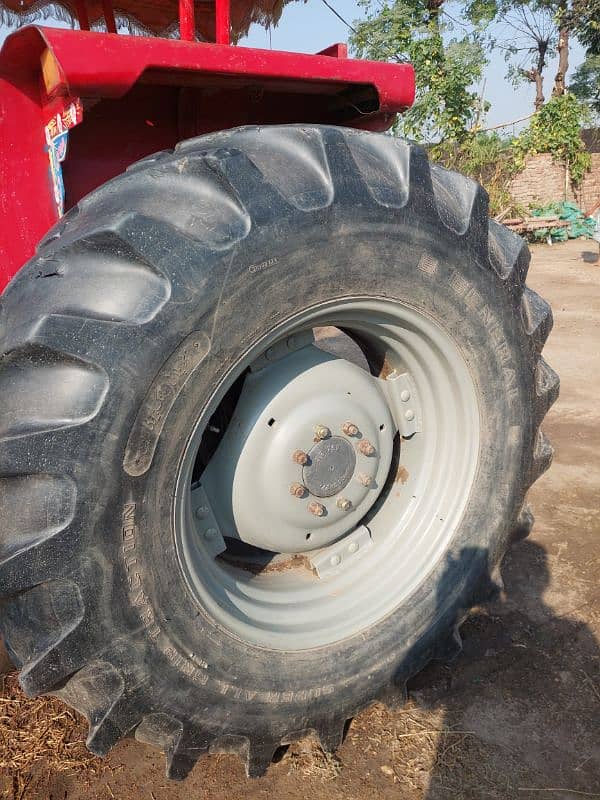 Massey Ferguson 385 9