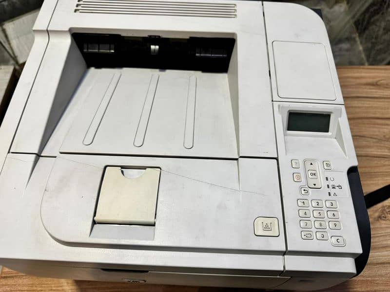 Printer HP laserjet P3015 4