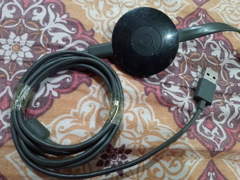 Chromecast original device UK brand. 0