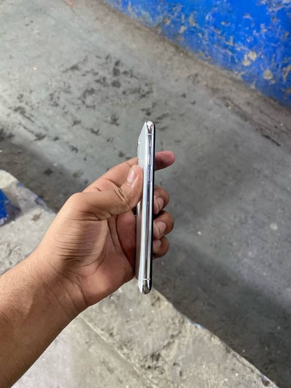 iPhone XS 256gb PTA APPROVED Waterpack 8