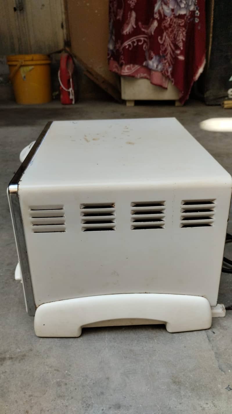 HOME USED MOULINEX BAKING OVEN 8