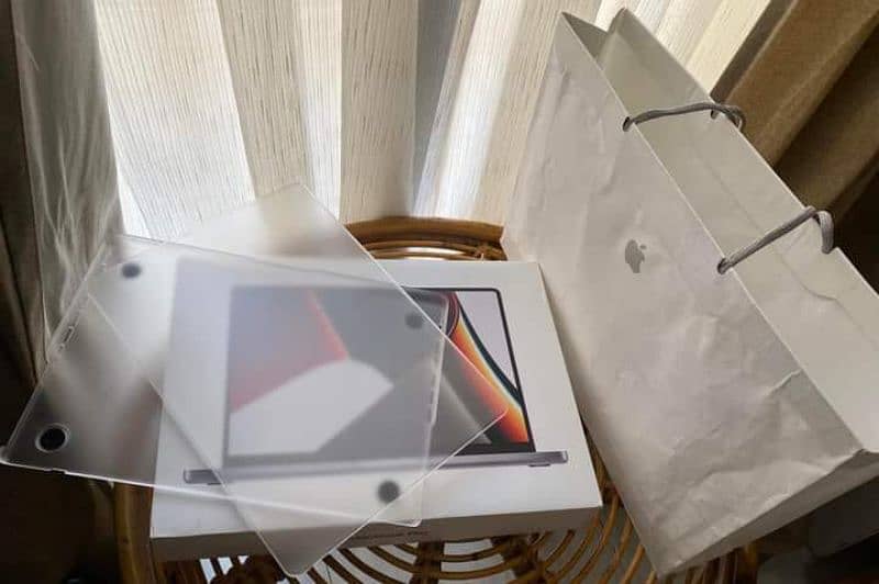 apple MacBook pro apple MacBook air core i7 i5 with box 2